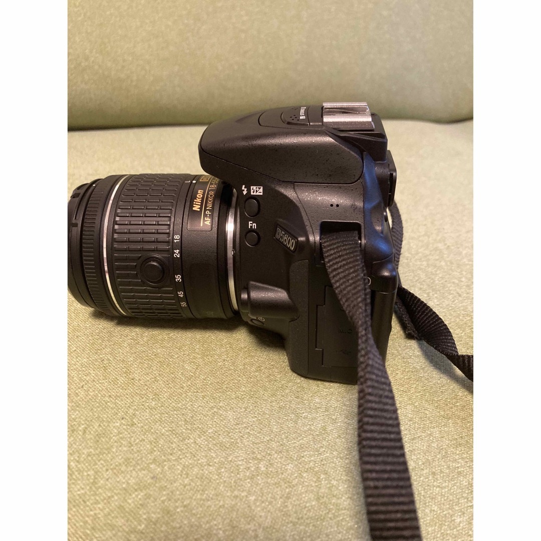 Nikon D5600 18-55 VRレンズキット デジタル一眼レフカメラ