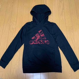 アディダス(adidas)のadidas☆フード付き☆トレーナー☆１５０☆ブラック(Tシャツ/カットソー)