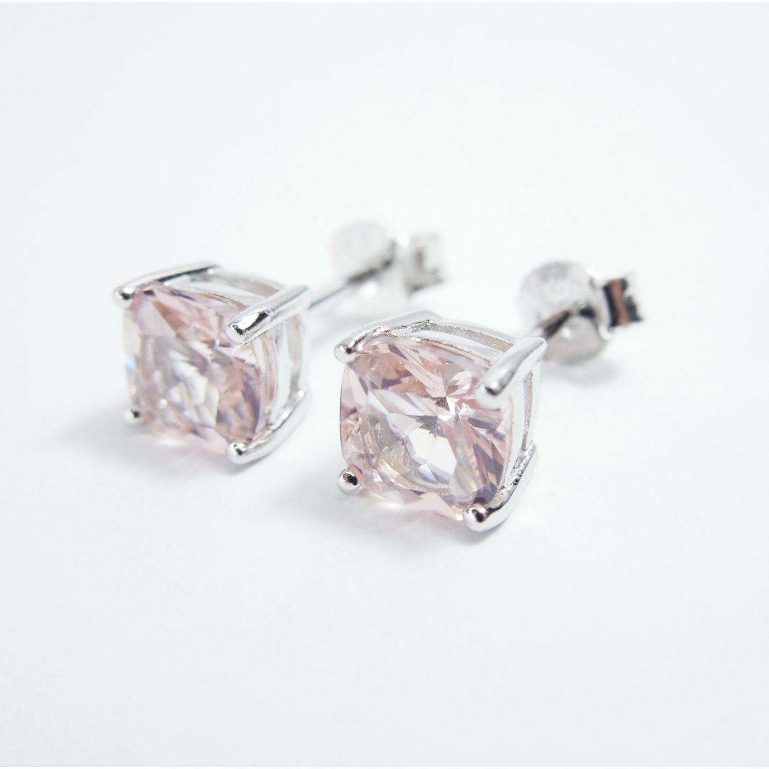 6×6ｍｍ スクエア モルガナイト ピアス Created Morganite レディースのアクセサリー(ピアス)の商品写真