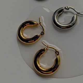 アメリヴィンテージ(Ameri VINTAGE)のStainless hoop gold pierce S No.147(ピアス)