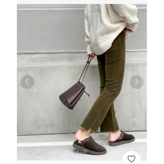 スピックアンドスパン(Spick & Span)の【Spick&Span】コーデュロイミッドライズスリムストレート(カジュアルパンツ)