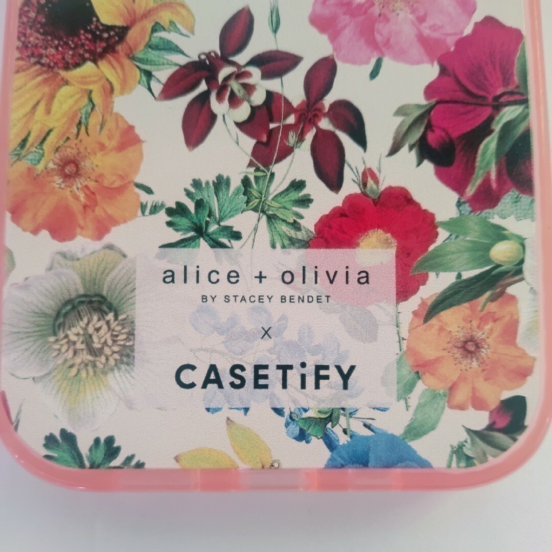 Alice+Olivia(アリスアンドオリビア)のalice+olivia×CASETiFY iPhone12ケース スマホ/家電/カメラのスマホアクセサリー(iPhoneケース)の商品写真