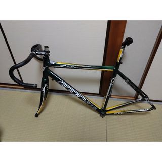 ロードバイク フレーム FELT Z95 ハンドル、ステム、シートポスト付き(自転車本体)