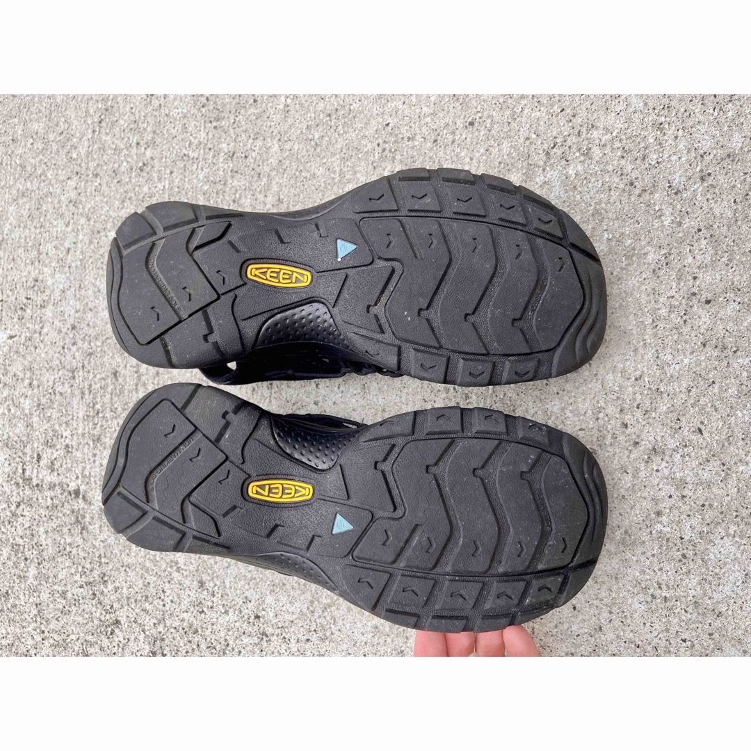 KEEN(キーン)のサンダル UNEEK ASTORIA 24.5cm レディースの靴/シューズ(サンダル)の商品写真