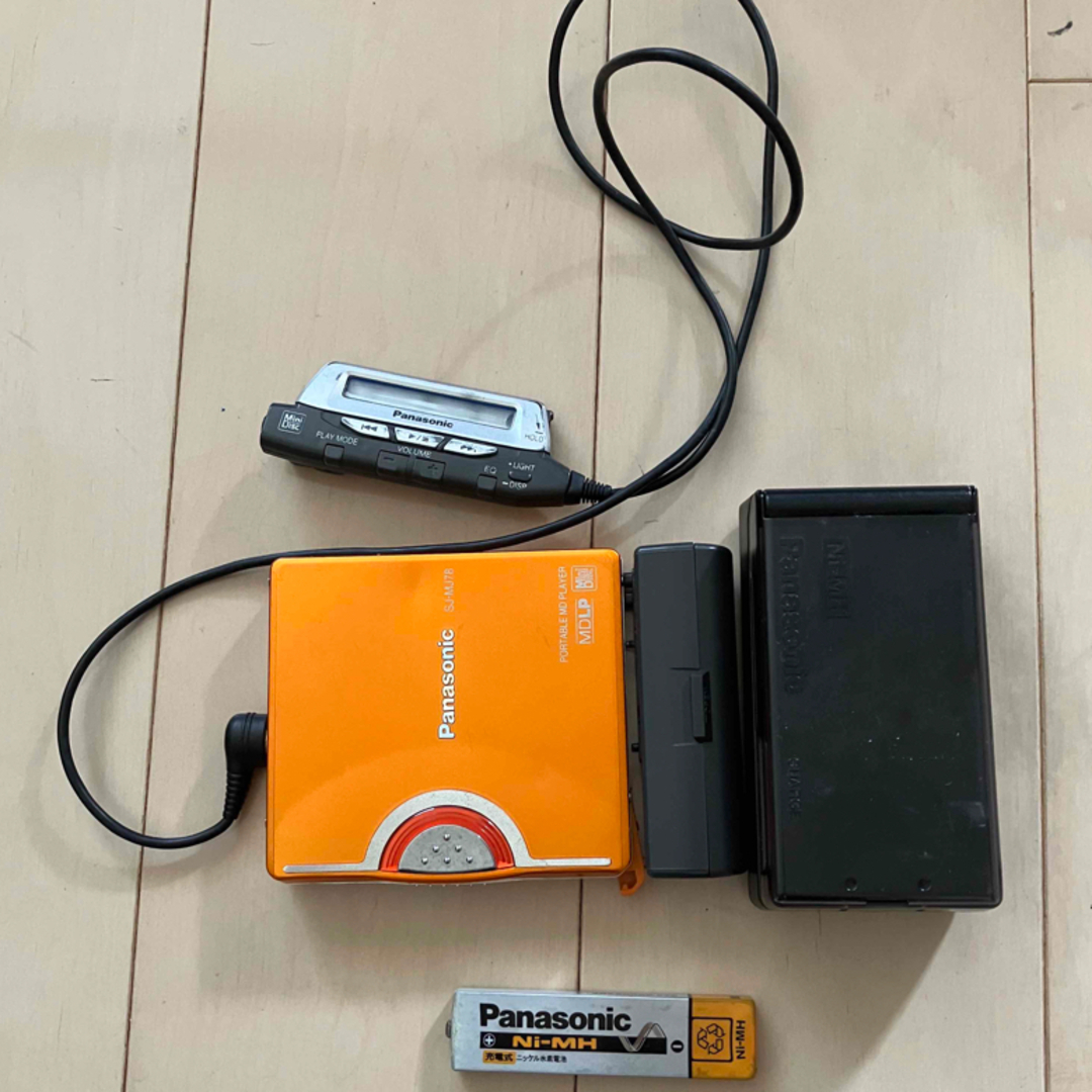 Panasonic - Panasonic ポータブルMDプレーヤー(ジャンク品)の Panasonic - Panasonic ポータブルMDプレーヤー(ジャンク品)の