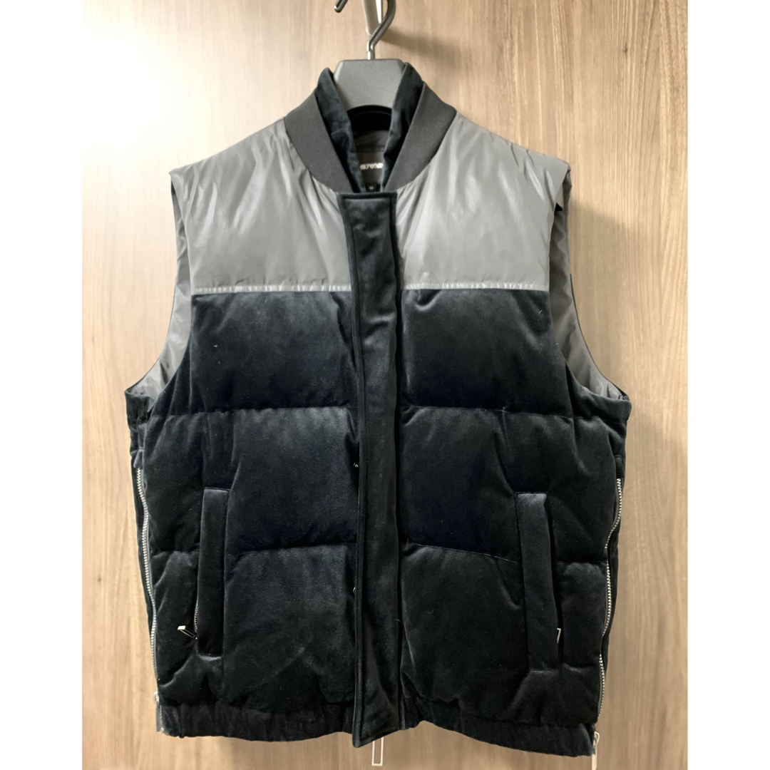 Emporio Armani - EMPORIO ARMANI ダウンベストの通販 by snow white's ... 灰色【クリーニング済】EMPORIO ARMANI エンポリオアルマーニ ベスト