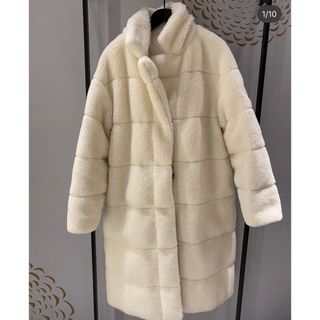 モンクレール(MONCLER)のモンクレール Bagaud ダウンコート ボア リバーシブルアイボリー DIST(ダウンコート)