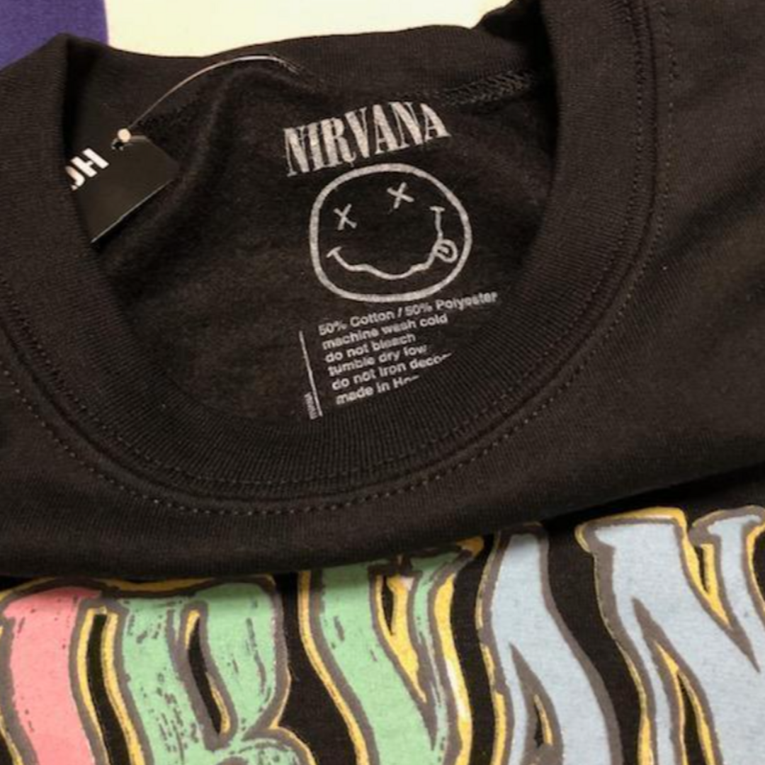 Urban Outfitters(アーバンアウトフィッターズ)のNIRVANA スウェット ニルヴァーナ オフィシャル 日本未入荷 メンズのトップス(スウェット)の商品写真