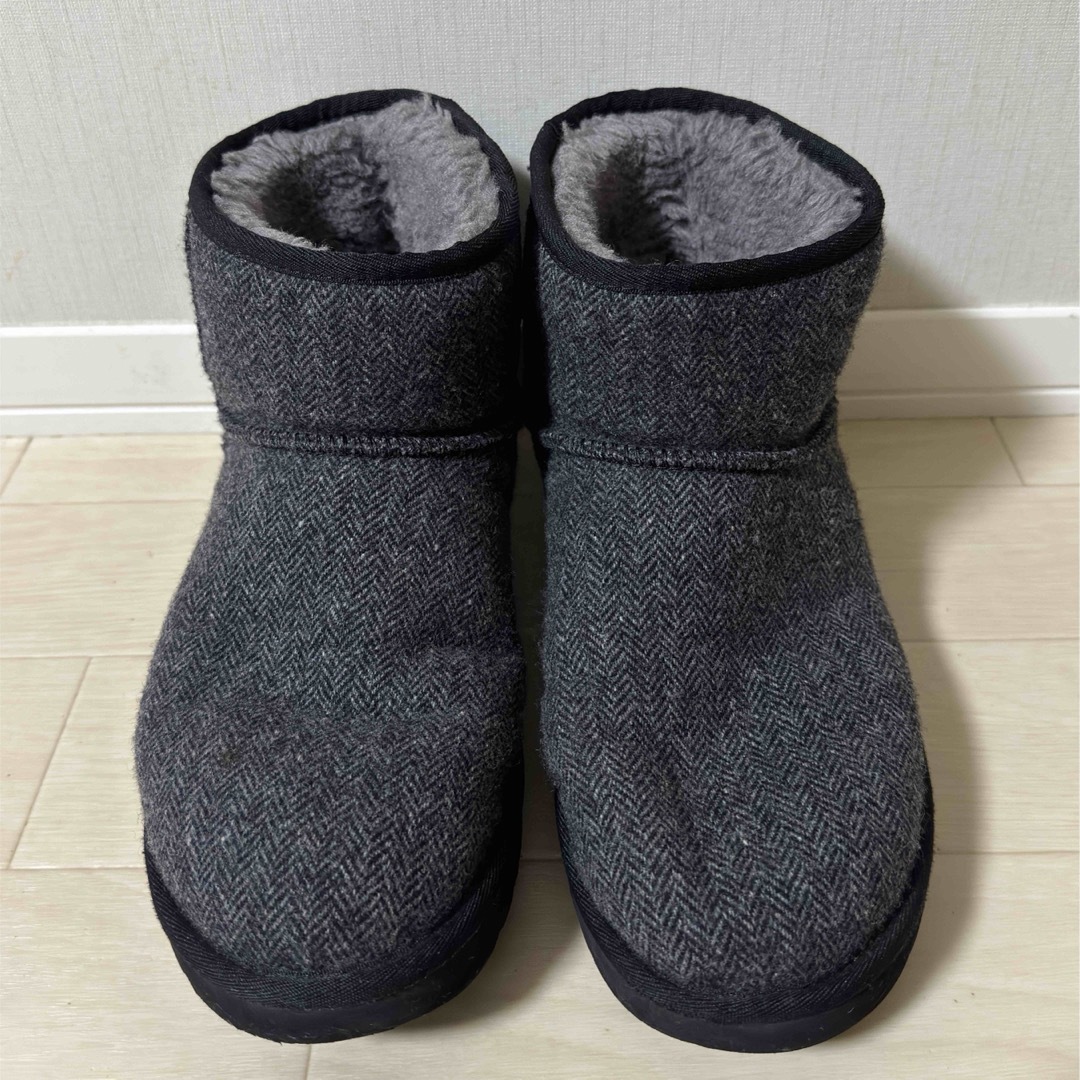 新品未使用　UGG クラッシックミニ　28センチ