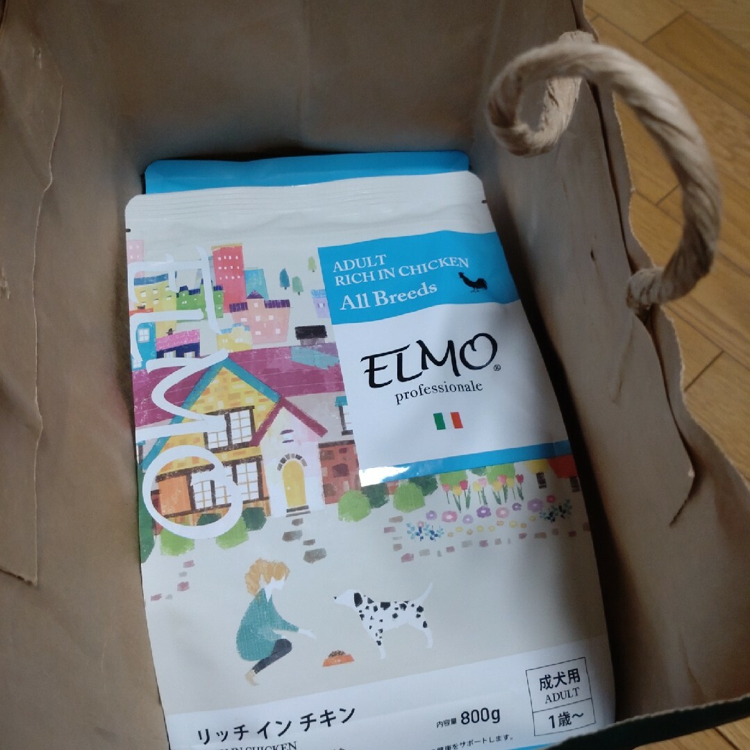 ELMOリッチインチキン成犬用800g×4袋の通販 by P's shop｜ラクマ