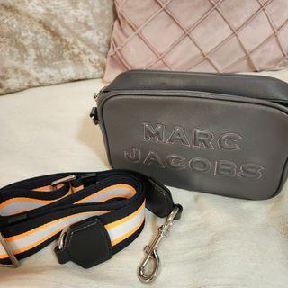 4枚目の画像参照MARC JACOBS ボディバッグ Sport Fanny Pack