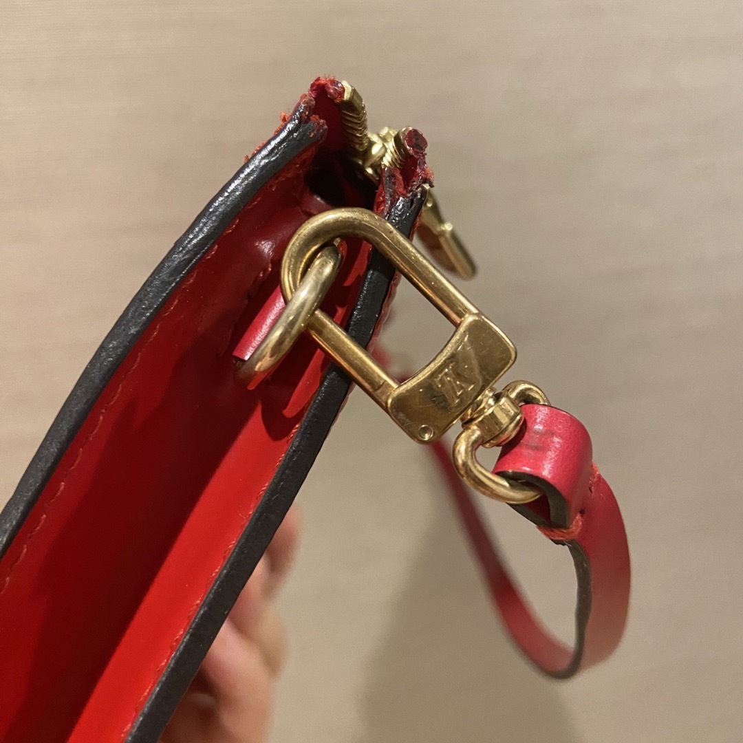 LOUIS VUITTON ルイヴィトン エピ レッド ショルダーバック-
