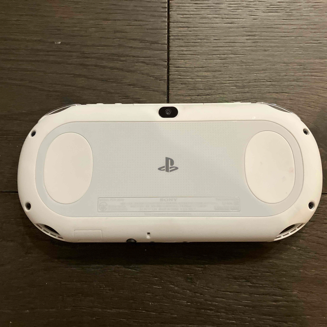 [美品]Vita 2000 8Gのメモリーカード8ギガ付属SAOソフト付属