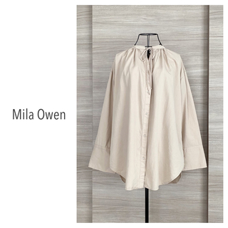 ミラオーウェン(Mila Owen)のMila Owen ミラオーウェン　ネックギャザーカフスデザインブラウス(シャツ/ブラウス(長袖/七分))