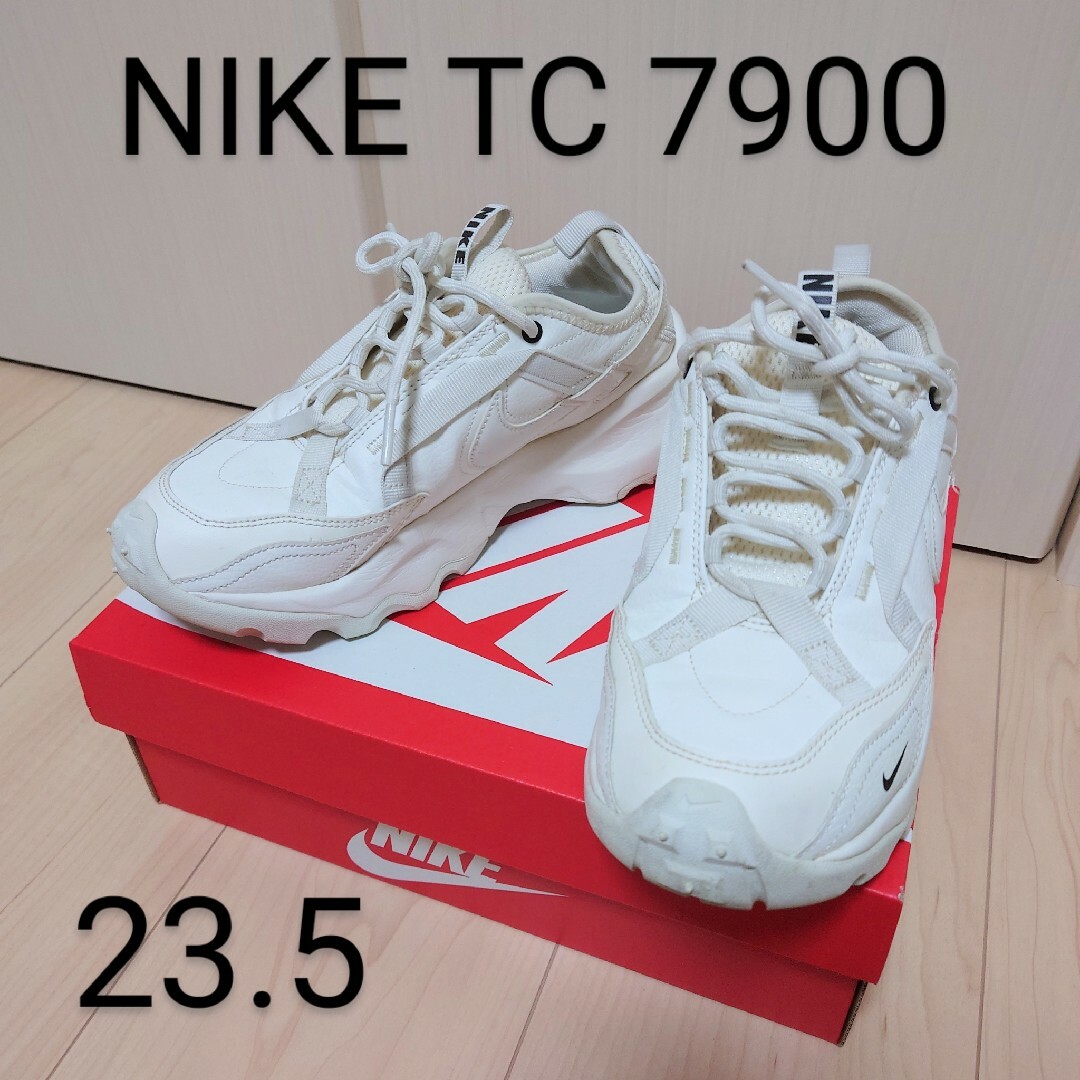 NIKE ナイキ TC 7900 ウィメンズシューズ 23.5 | フリマアプリ ラクマ