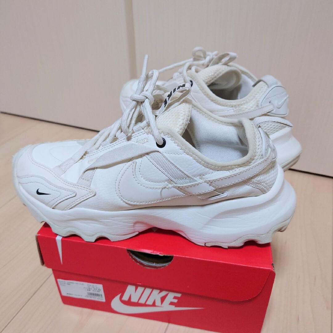 NIKE ナイキ TC 7900 ウィメンズシューズ 23.5