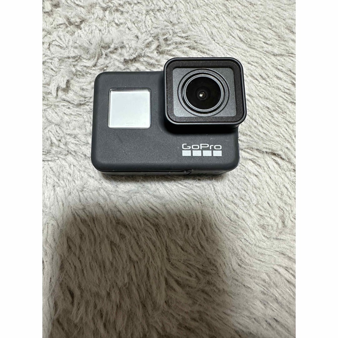 GoPro(ゴープロ)のGoPro HERO7 BLACK スマホ/家電/カメラのカメラ(コンパクトデジタルカメラ)の商品写真