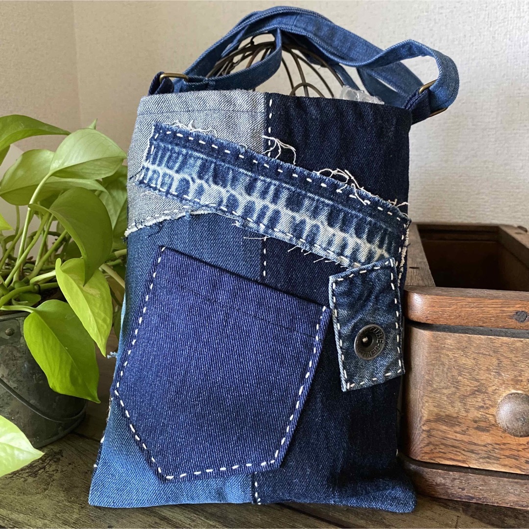 ロラライハリス♡ブラックWデニム♡刺繍のショルダーバッグ ロラライハリス♡ブラックWデニム♡刺繍のショルダーバッグ