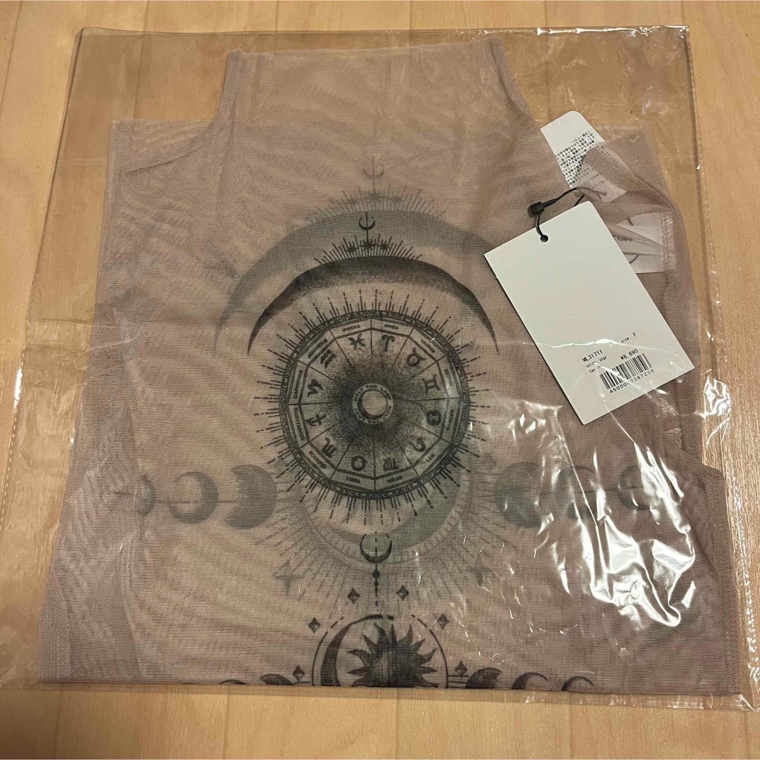 Bubbles - meltthelady horoscope tattoo tops(nude)の通販 by