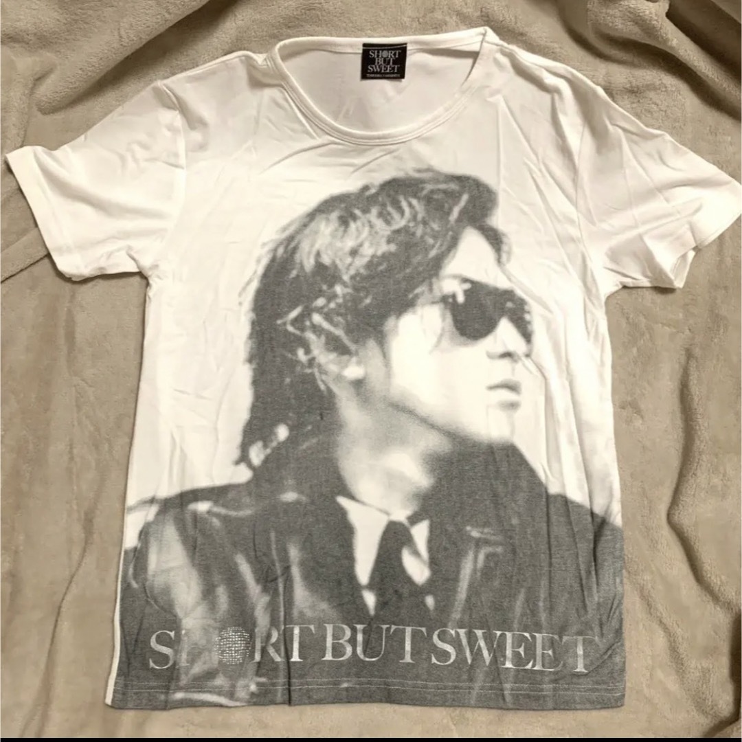 山下智久(ヤマシタトモヒサ)の山下智久　Tシャツ　SHORT BUT SWEET 山P SBS エンタメ/ホビーのタレントグッズ(アイドルグッズ)の商品写真