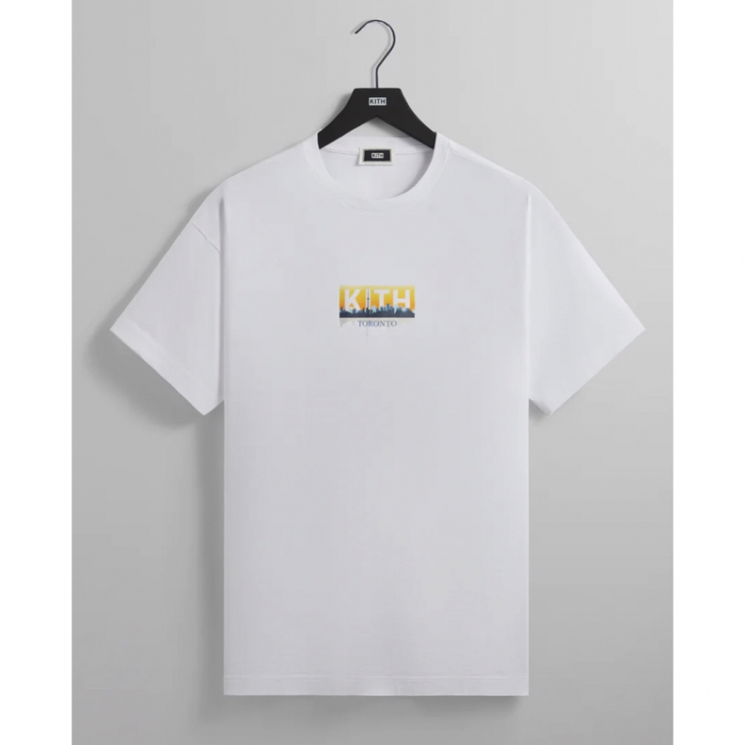 KITH(キス)の★新品未使用★Kith/トロント /Tシャツ/クラシックロゴ/カナダ/白/Mキス メンズのトップス(Tシャツ/カットソー(半袖/袖なし))の商品写真