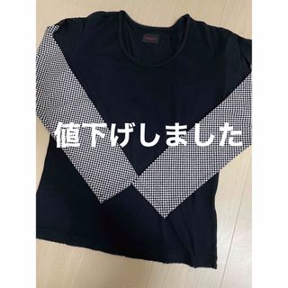 ☆ワンダフルワールド  花柄　Tシャツ　赤系、白詰草　Tシャツ　2点