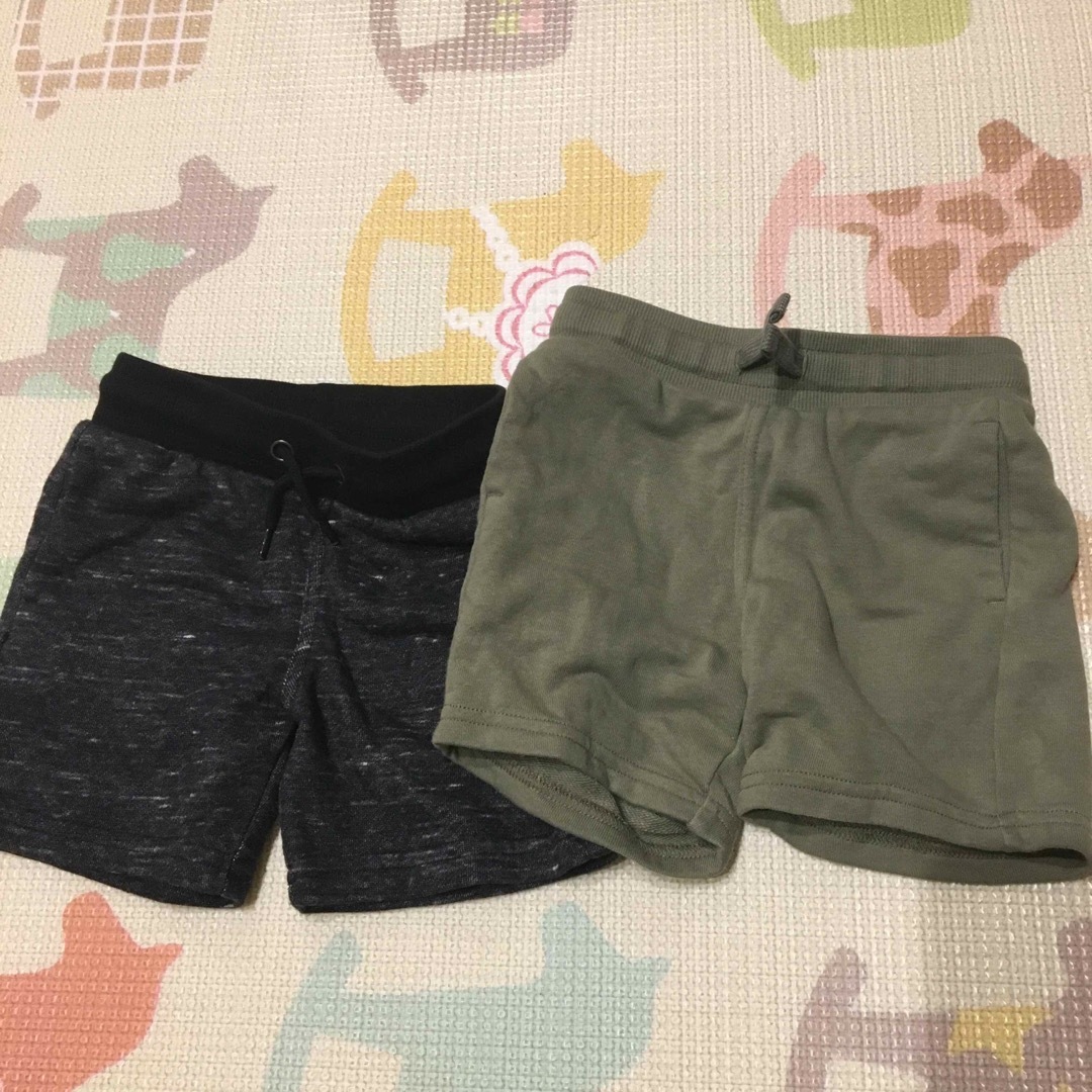 H&M(エイチアンドエム)のH&M 短パン　まとめ売り　90-100 キッズ/ベビー/マタニティのキッズ服男の子用(90cm~)(パンツ/スパッツ)の商品写真