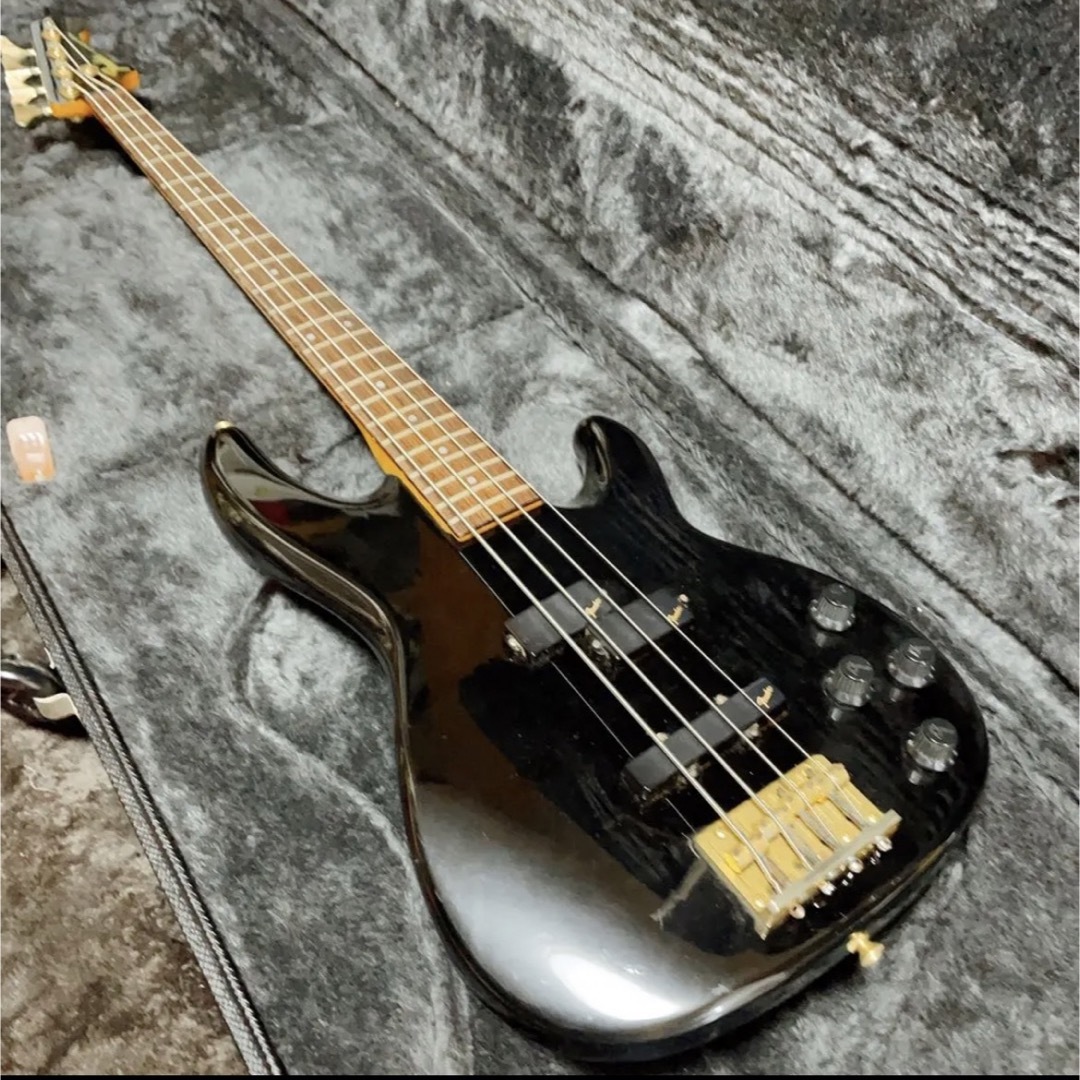 Eシリアル　Fender / PJR65 Jazz Bass Special