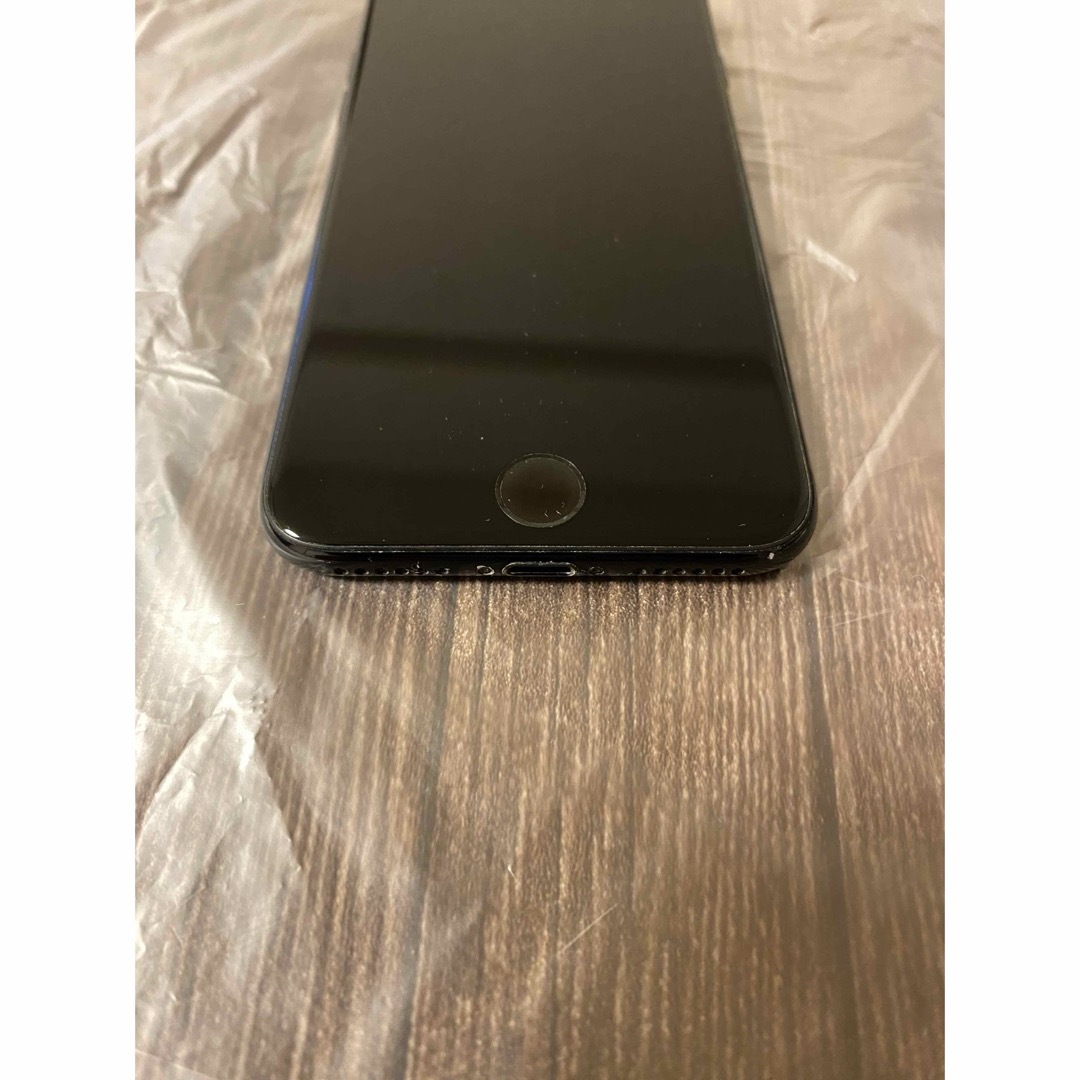 iPhone - iPhone 7 Jet Black 128 GB SIMフリーの通販 by マシュマロ's ...