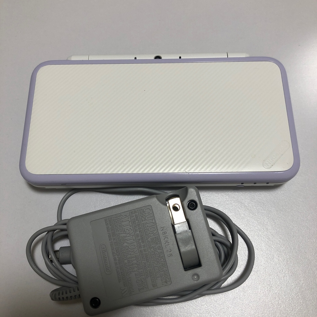 ニンテンドー2DS(ニンテンドー2DS)の【Nintendo】2DS LL エンタメ/ホビーのゲームソフト/ゲーム機本体(携帯用ゲーム機本体)の商品写真