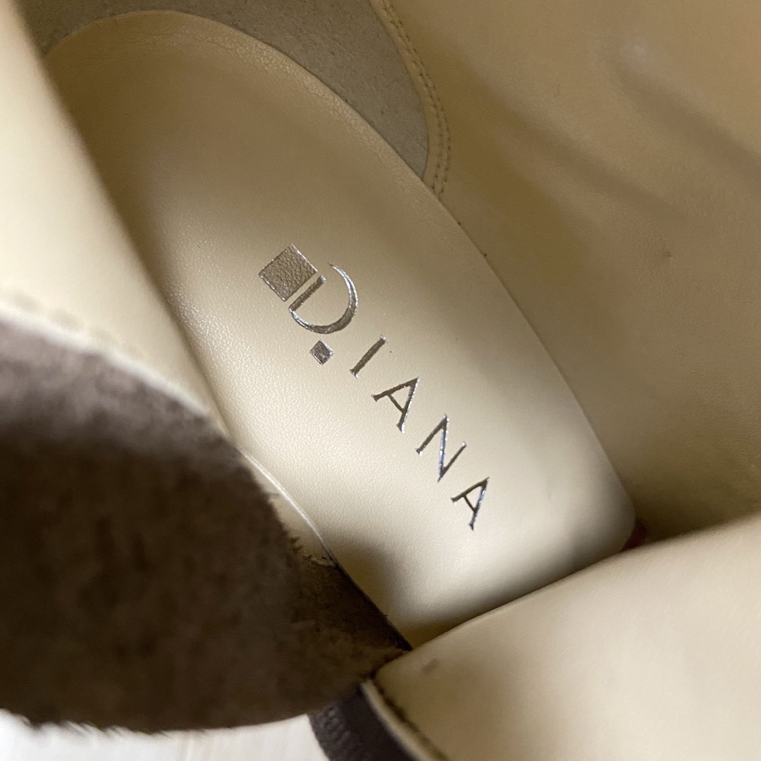 DIANA(ダイアナ)のご専用 新品 ダイアナ サイドジップ レザーベルトロングブーツ レディースの靴/シューズ(ブーツ)の商品写真