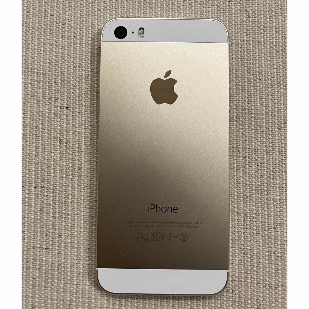 iPhone 5S docomo スマホ/家電/カメラのスマートフォン/携帯電話(スマートフォン本体)の商品写真