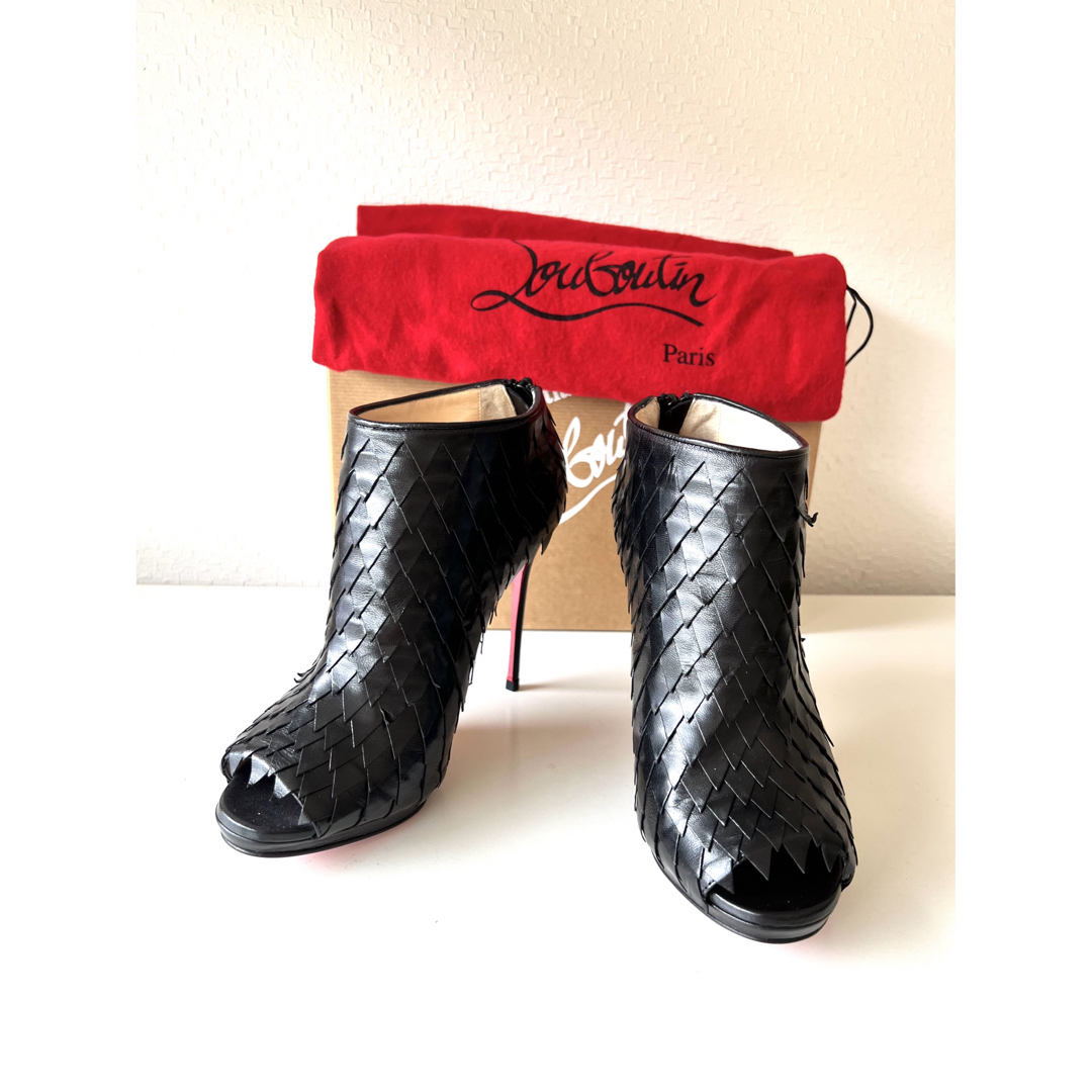 Christian Louboutin(クリスチャンルブタン)の正規品❣️クリスチャンルブタン　本革ブーツ❣️ レディースの靴/シューズ(ブーツ)の商品写真