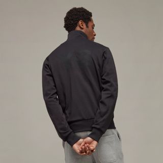 ワイスリー(Y-3)の【新品未使用‼️】Y-3 M CLASSIC TRACK JACKET(ジャージ)