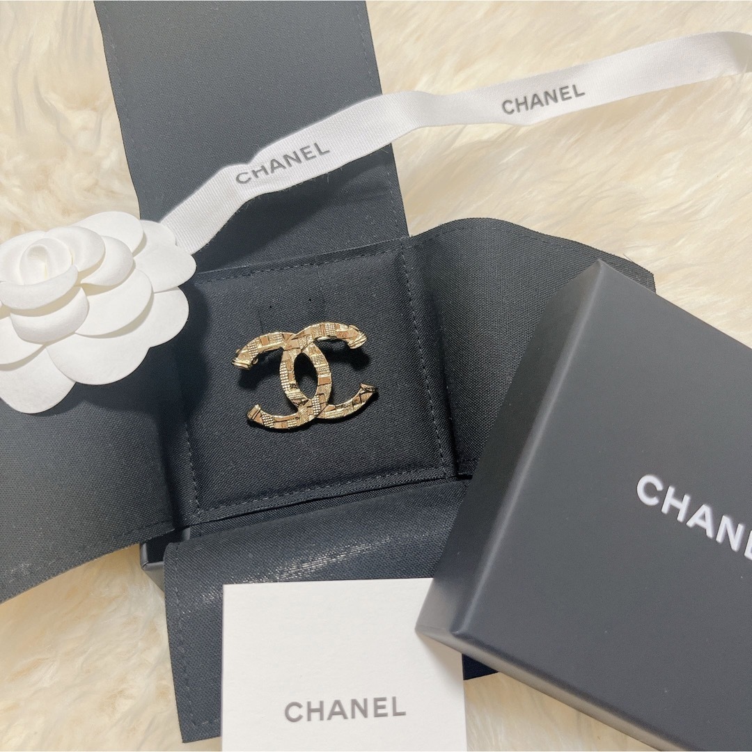 CHANEL ブローチ　ツイードブローチ/コサージュ