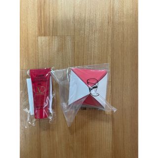 VALENTINO(キット/セット)のフリマアイテム一覧 VALENTINO(キット/セット)のフリマアイテム一覧