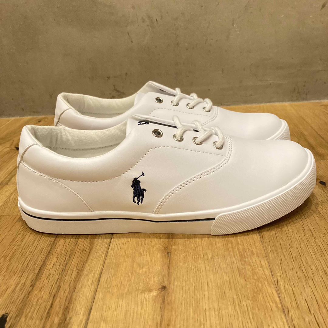 POLO RALPH LAUREN(ポロラルフローレン)の新品送料込み　ポロラルフローレン　VANCE LITE スニーカー　ホワイト レディースの靴/シューズ(スニーカー)の商品写真