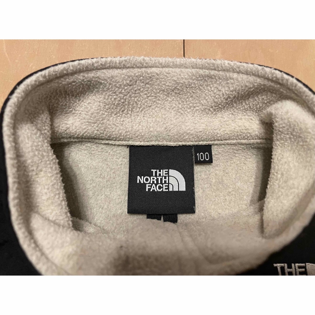 THE NORTH FACE(ザノースフェイス)のノースフェイス　フリースアウター　100cm キッズ キッズ/ベビー/マタニティのキッズ服男の子用(90cm~)(ジャケット/上着)の商品写真