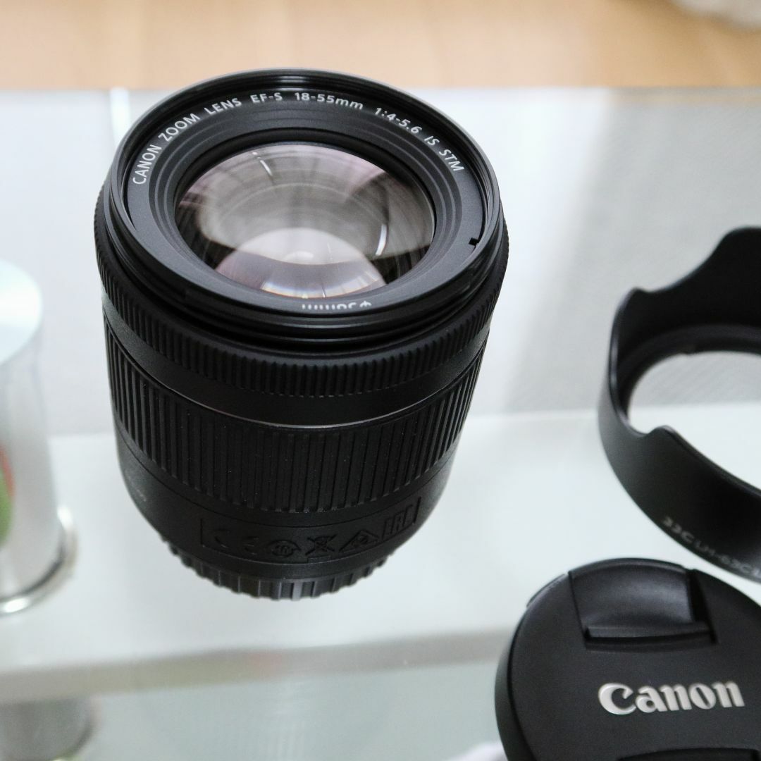 Canon(キヤノン)のキャノンEF-S18-55mm F4-5.6 IS STM スマホ/家電/カメラのカメラ(レンズ(ズーム))の商品写真