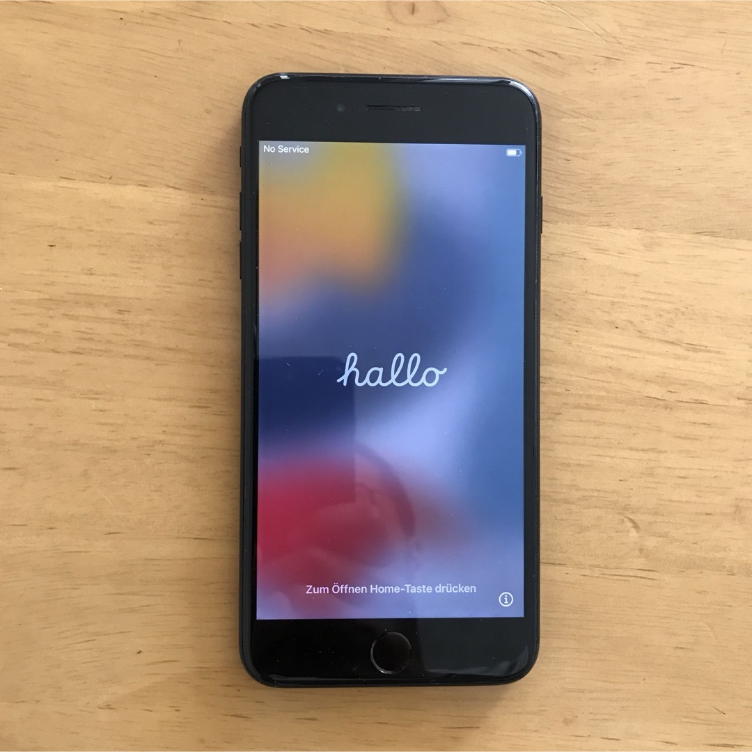 【美品】iPhone7Plus JetBlack 256GB SIMフリー