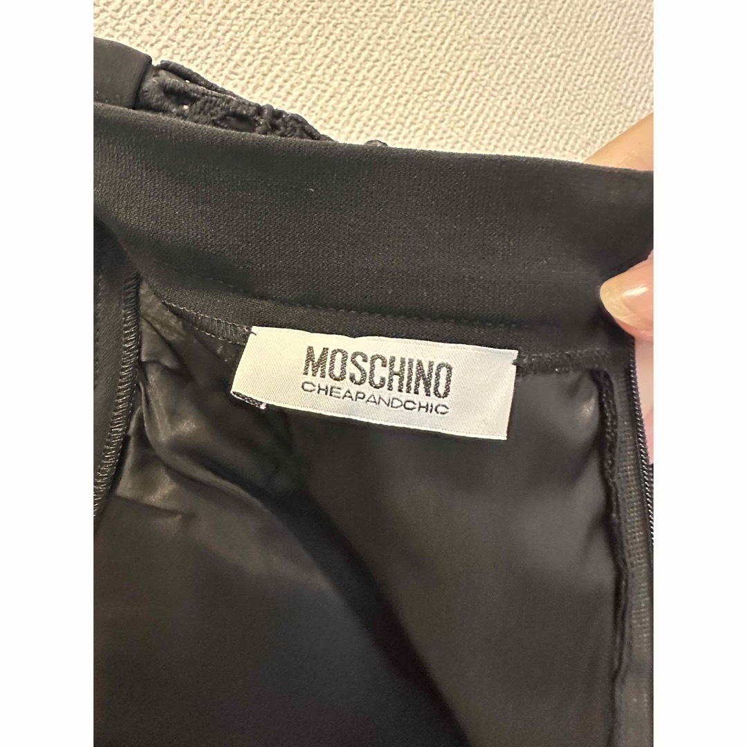MOSCHINO(モスキーノ)のモスキーノ　部分レース　スカート　タイトスカート レディースのスカート(ひざ丈スカート)の商品写真