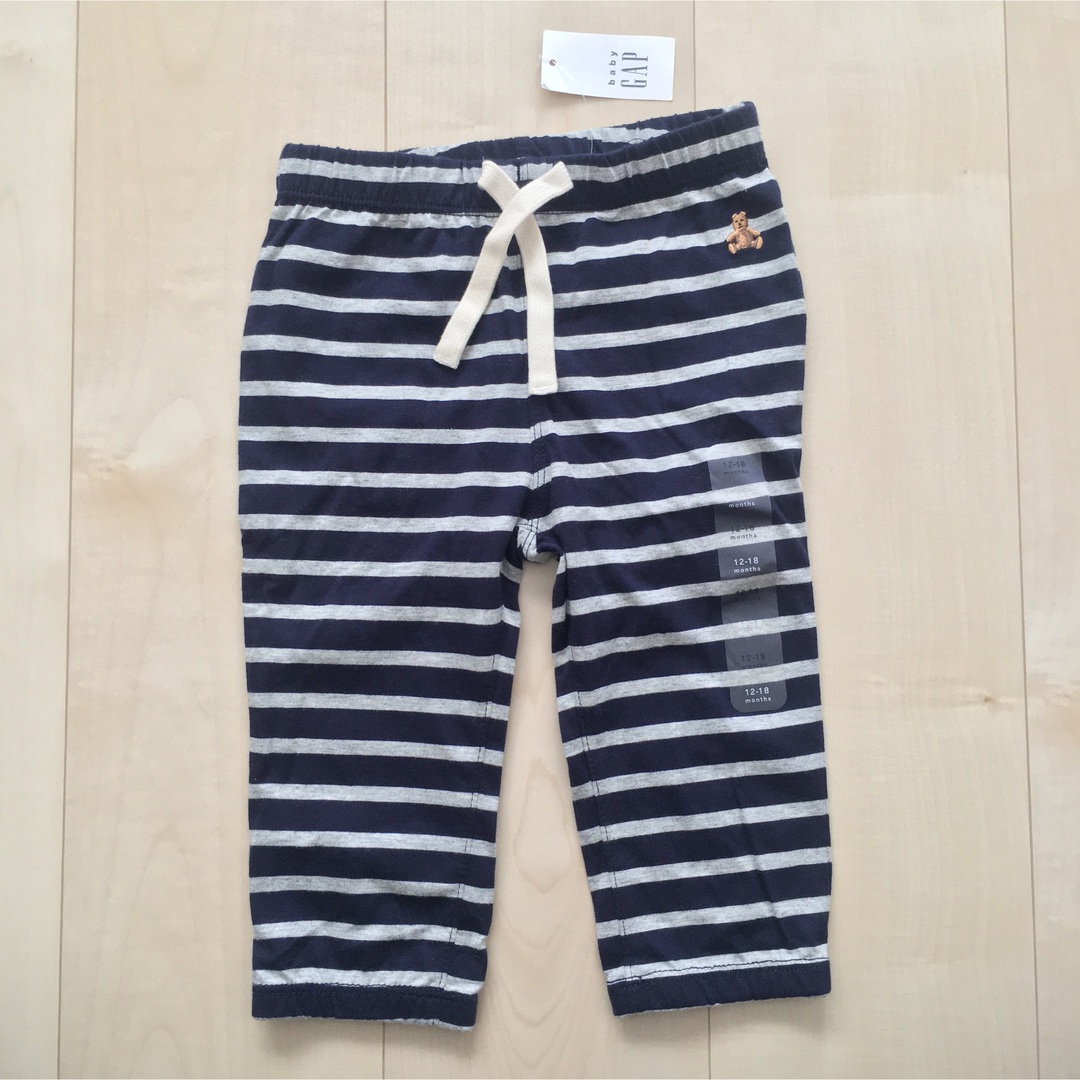 babyGAP(ベビーギャップ)の新品 ベビーギャップ ボーダー パンツ 80 キッズ/ベビー/マタニティのベビー服(~85cm)(パンツ)の商品写真