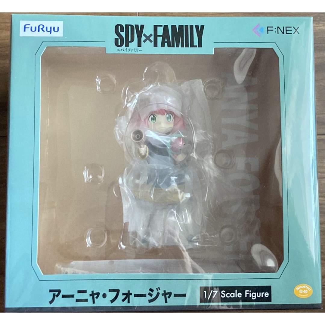 新品未開封】 フリュー スパイファミリー アーニャ 1/7 スケール