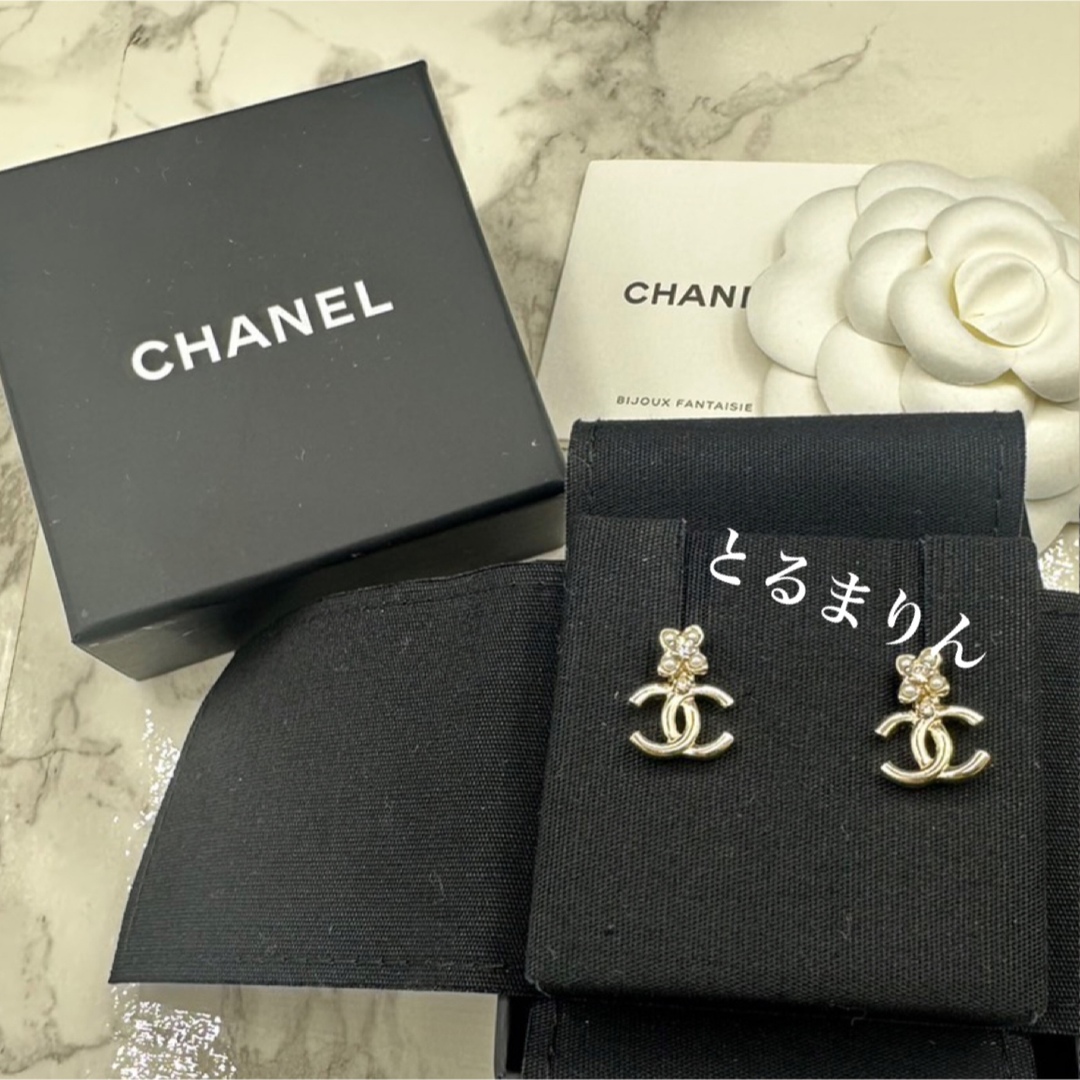 【超レア☆新品すぐ届く】CHANEL ロゴ 最新ピアス ココマーク