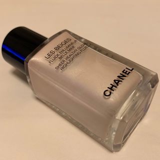 CHANEL レベージュ フリュイドアンルミネール ベルミン パーリグロー