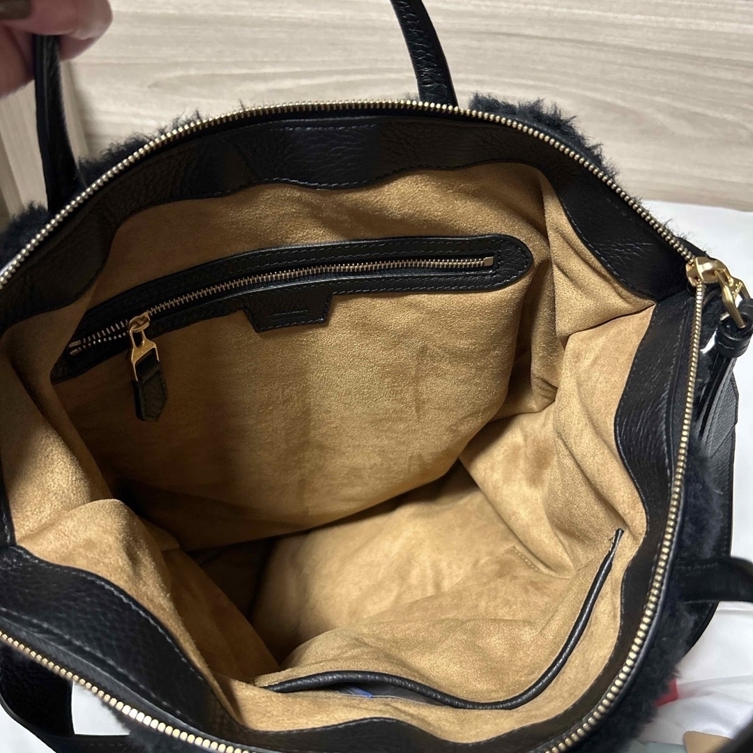Max Mara(マックスマーラ)のMax Mara teddy bear🐻 bag. レディースのバッグ(ハンドバッグ)の商品写真