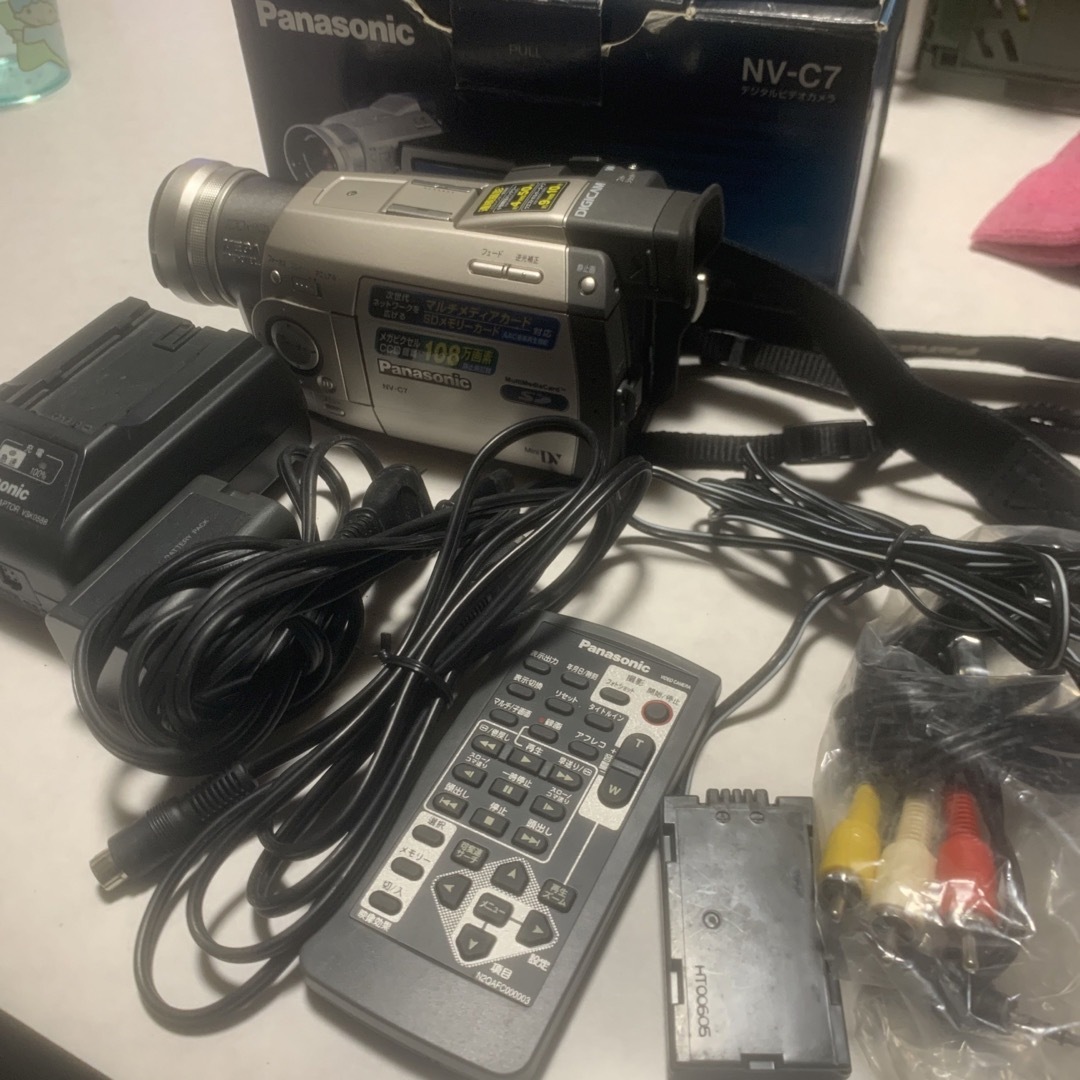 Panasonic - 動作品 Panasonic miniDV ビデオカメラ NV-C7 ②の通販 by ...