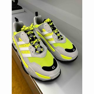 バレンシアガ(Balenciaga)の【BALENCIAGA × ADIDAS】TRIPLE S  定価16.2万(スニーカー)