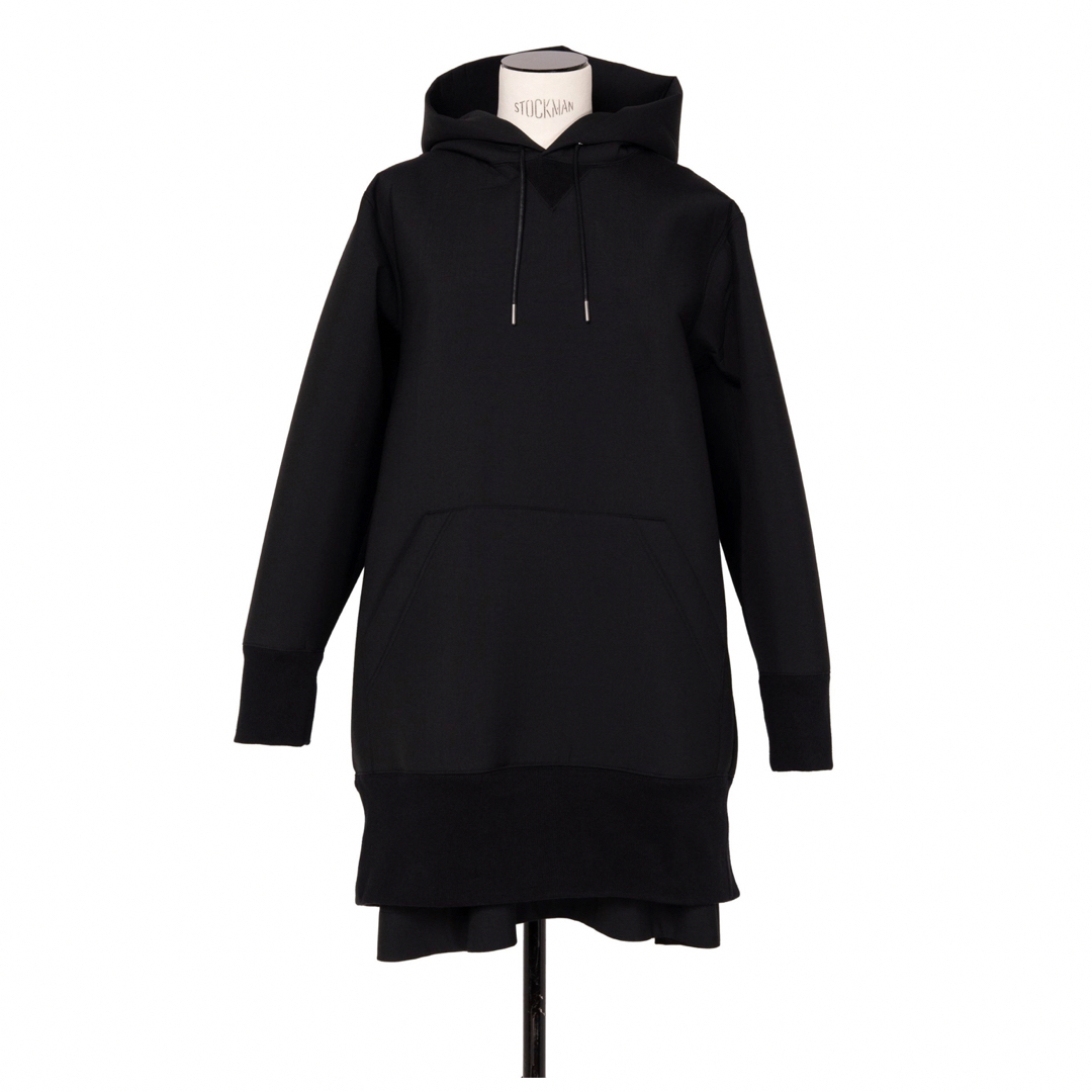 sacai(サカイ)の新品未使用sacai23AW Suiting Bonding Hoodie レディースのワンピース(ひざ丈ワンピース)の商品写真