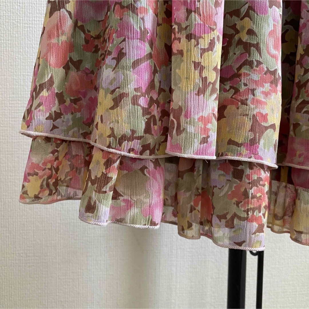 花柄のシフォンスカート レディースのスカート(ミニスカート)の商品写真
